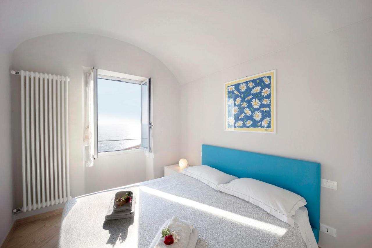 Old City Apartment Seaview Бордигера Экстерьер фото